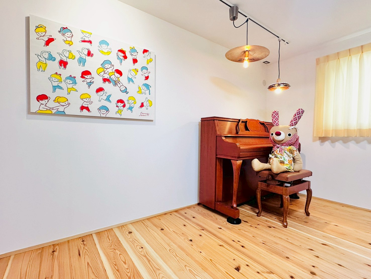 子供たちがリトミックを楽しんでいる様子